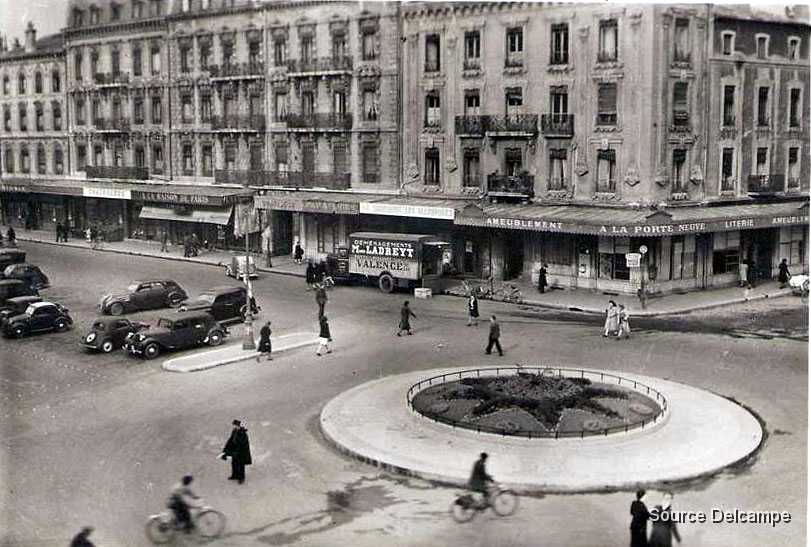 26 Valence Place de la Republique II.jpg